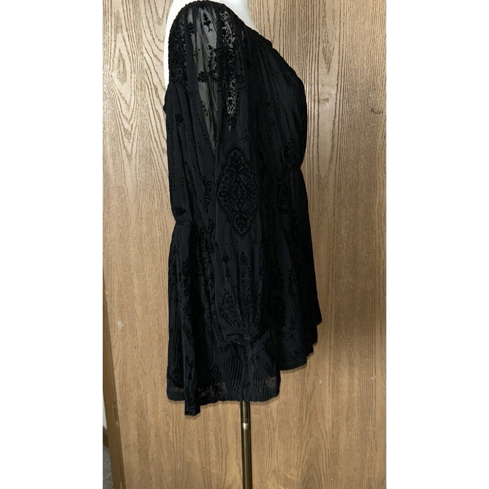 TORRID Black Flocked Mesh Square Neck Peasant Top Gothic Boho Plus Size 1 1X - Picture 3 of 12
